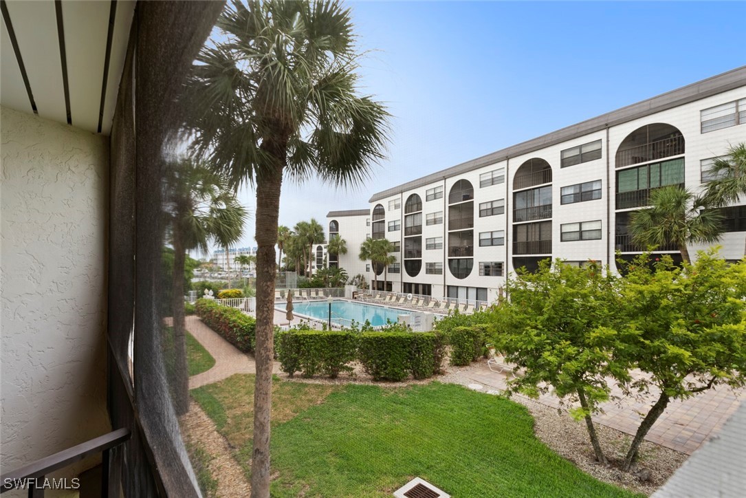 1 Bed Waterfront Home for Sale in Anglers Cove, FL, $419,900 — photo 18