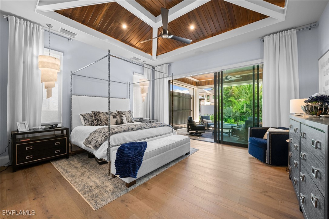 5 Bed Pool Home for Sale in Aqualane Shores, photo 18
