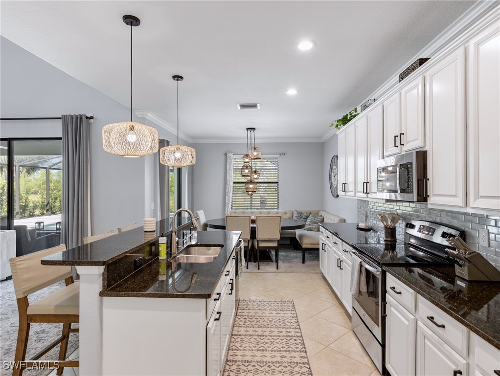 5 Bed Pool Home for Sale in Estero, photo 18