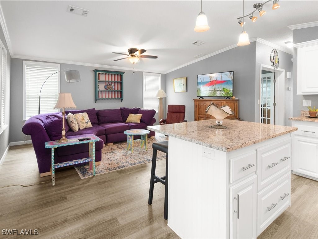 2 Bed SingleFamilyResidence for Sale in Goodland Heights, photo 18