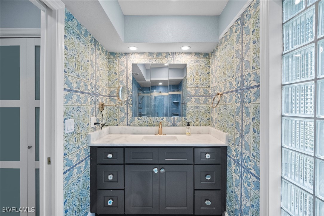 3 Bed Pool Home for Sale in Port Edison, photo 18