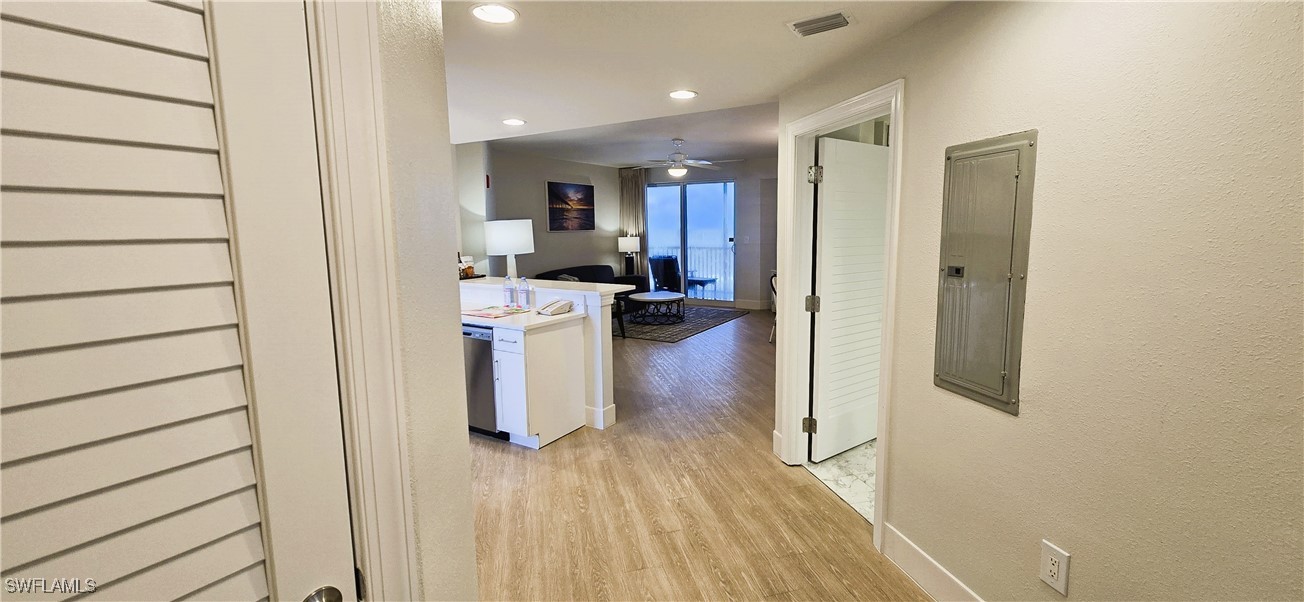 1 Bed Waterfront Home for Sale in White Sand Villas, photo 18