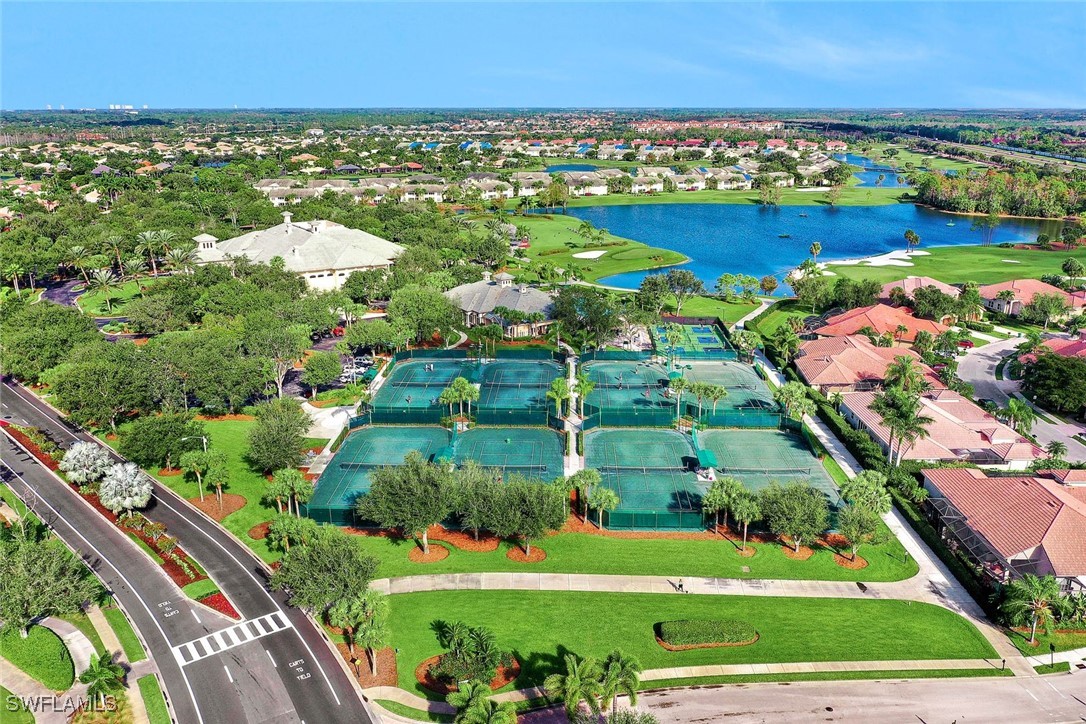 2 Bed Condominium for Sale in Naples, photo 18