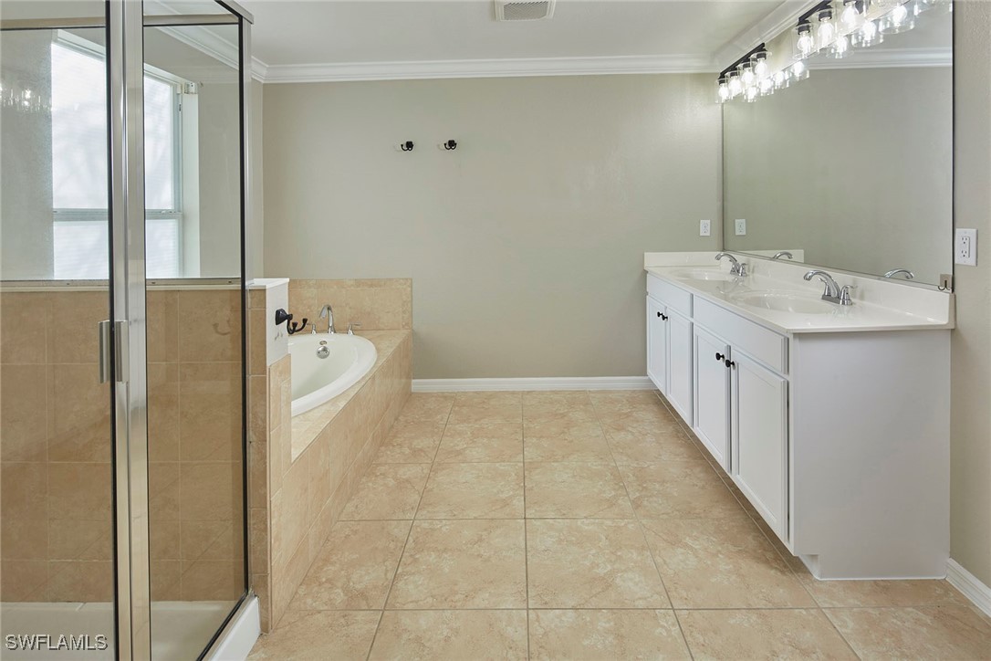 5 Bed Pool Home for Sale in Bella Terra, photo 18