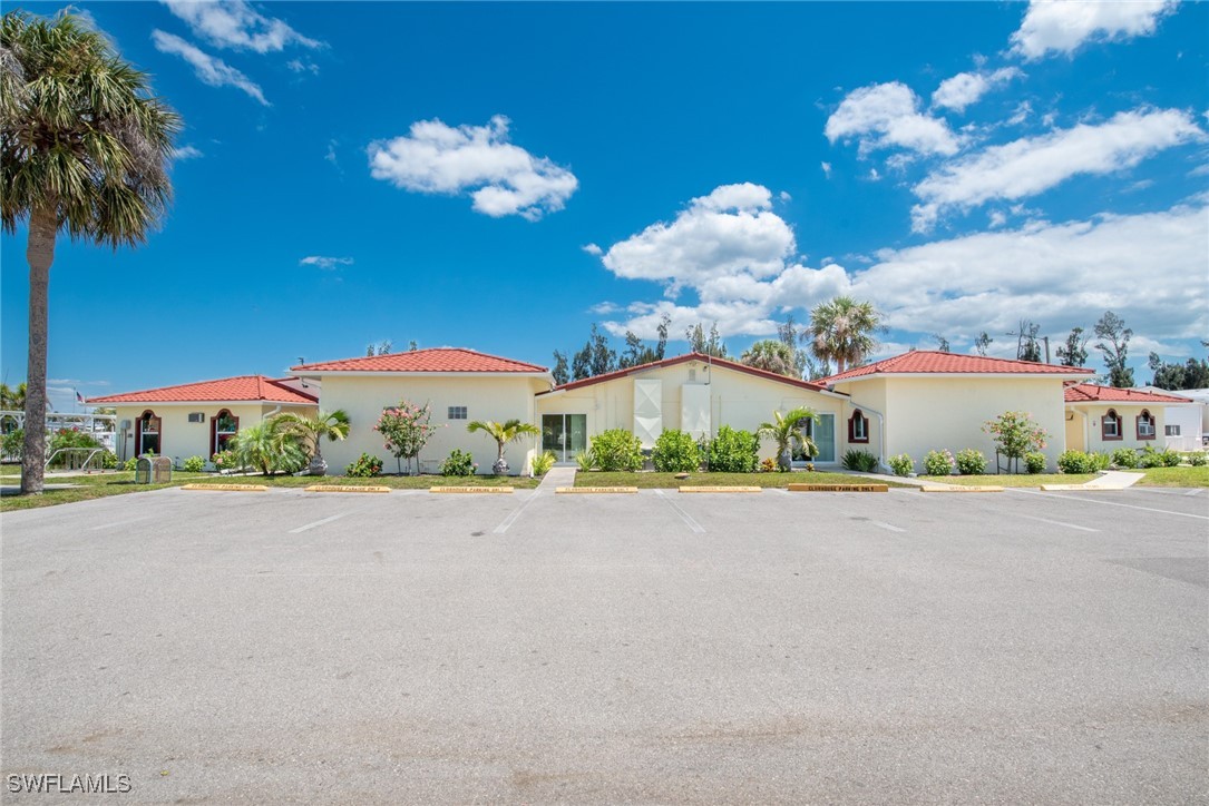 2 Bed ManufacturedHome for Sale in Pine Island Cove, photo 18