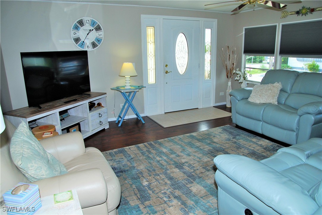2 Bed ManufacturedHome for Sale in North Fort Myers, photo 18