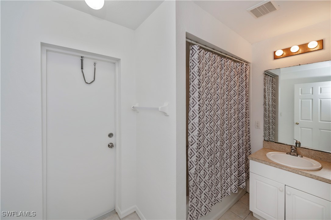 4 Bed SingleFamilyResidence for Sale in Cape Coral, photo 18