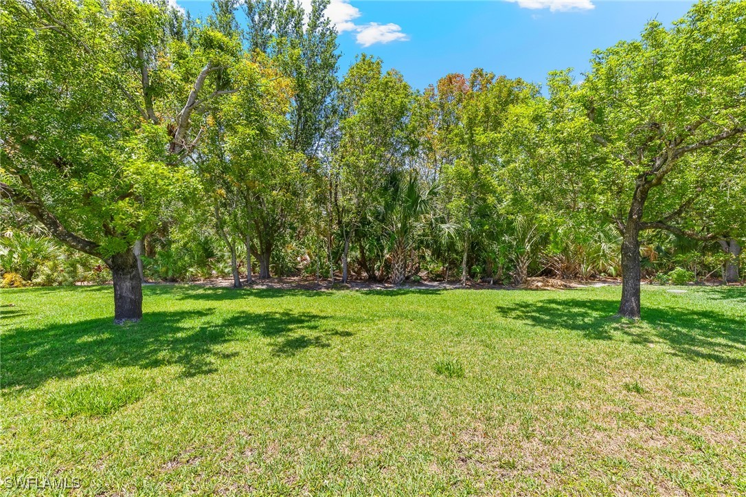 2 Bed SingleFamilyResidence for Sale in Heritage Cove I, FL — photo 18