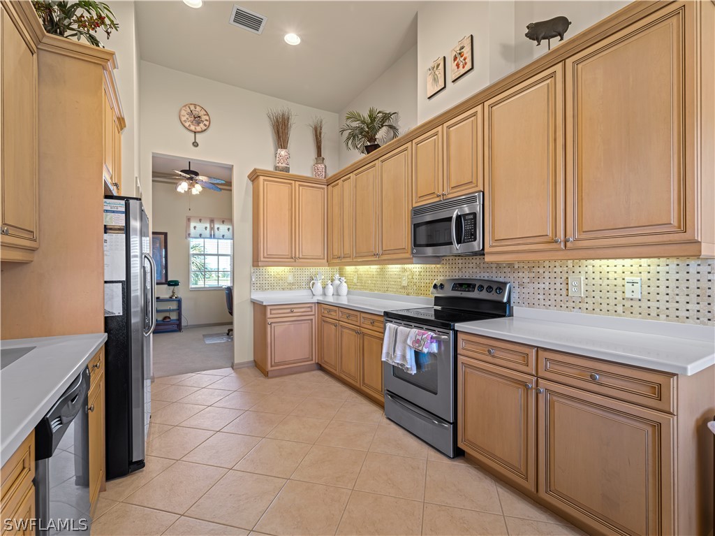 3 Bed Waterfront Home for Sale in Ashton Oaks, photo 18