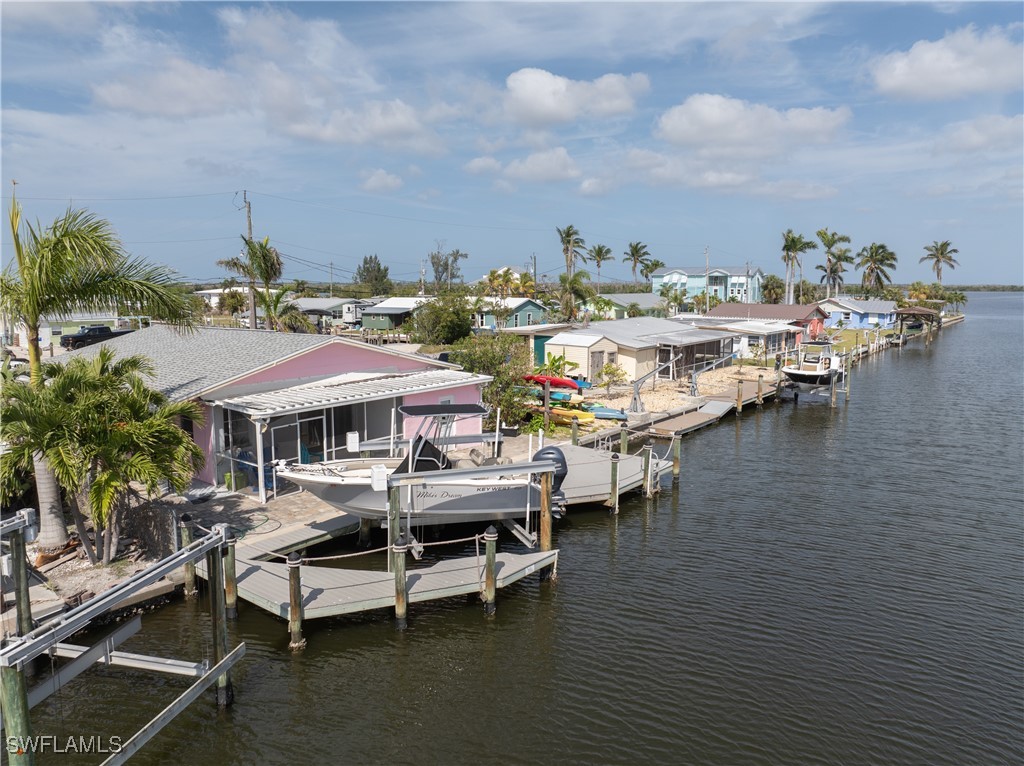 2 Bed Waterfront Home for Sale in Matlacha, photo 18