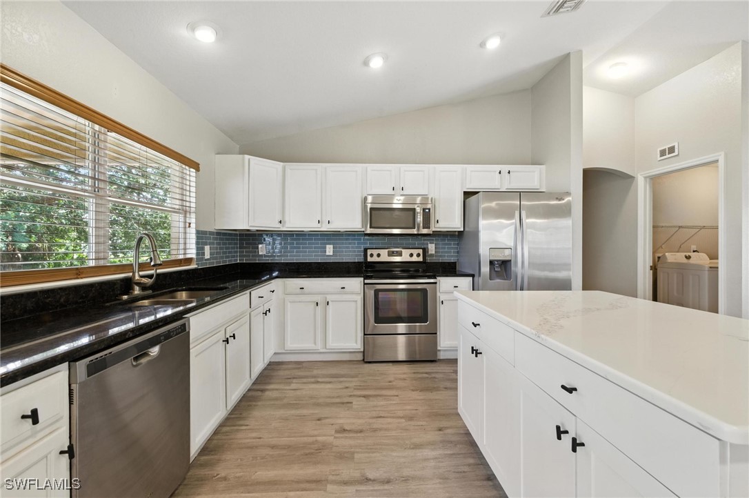 3 Bed SingleFamilyResidence for Sale in Fort Myers, FL — photo 18