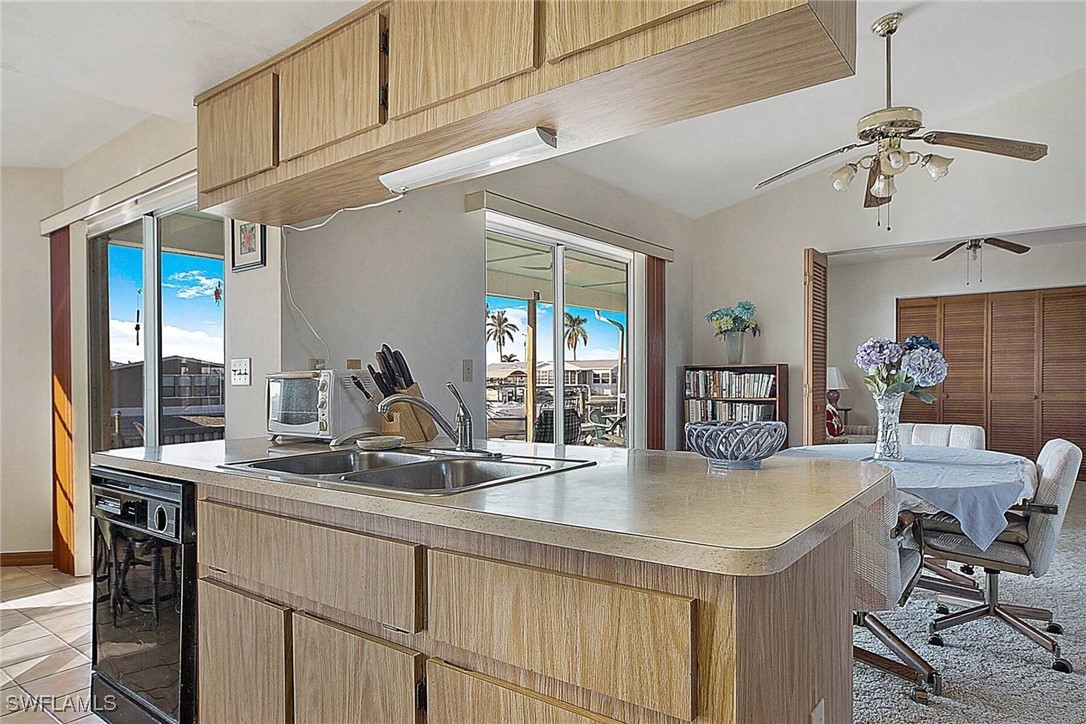 3 Bed Waterfront Home for Sale in Galt Island Shores, FL — photo 18