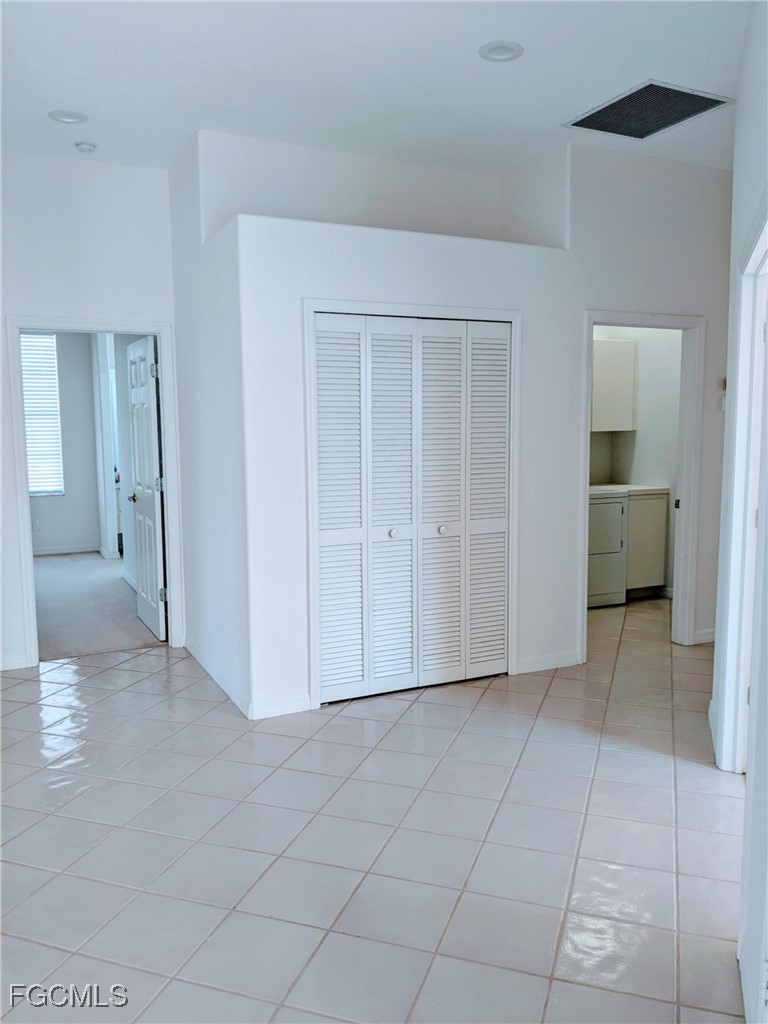 3 Bed SingleFamilyResidence for Sale in Seminole, FL — photo 18
