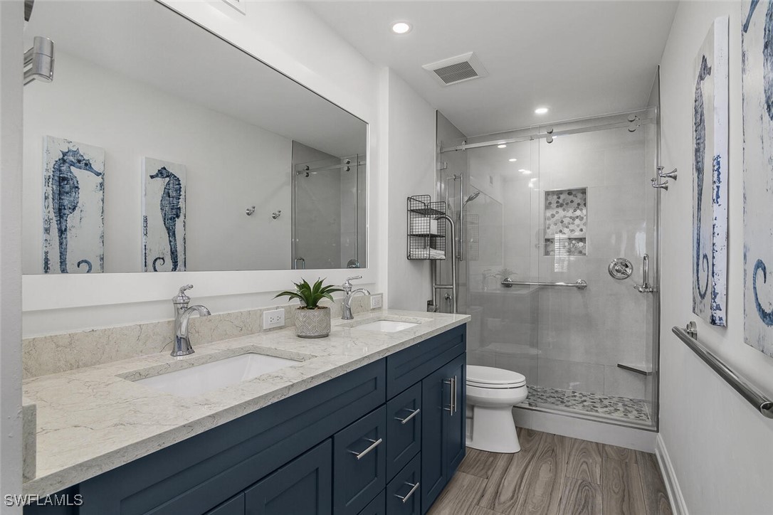 2 Bed Waterfront Home for Sale in Marco Island, photo 18
