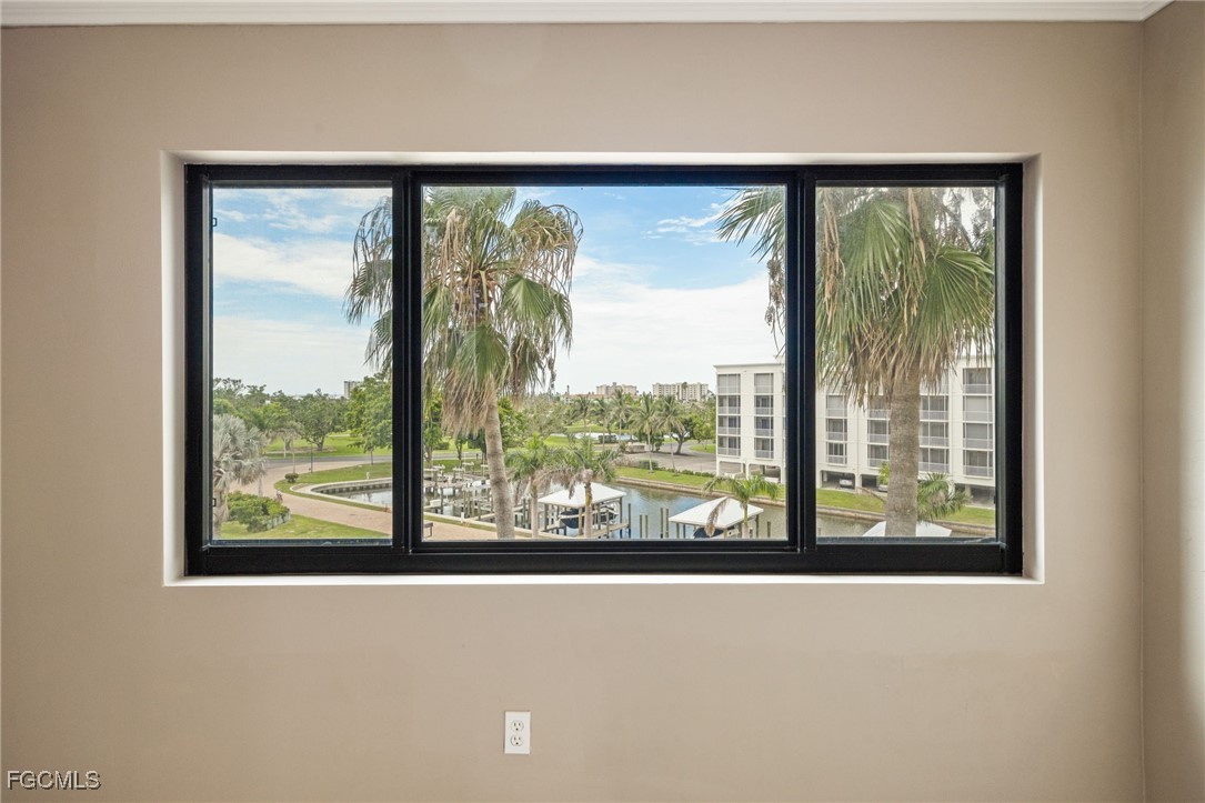 2 Bed Waterfront Home for Sale in Harbour Pointe Condo, FL — photo 18