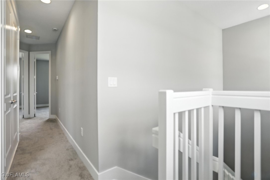 3 Bed SingleFamilyResidence for Sale in Silverwood, FL — photo 18