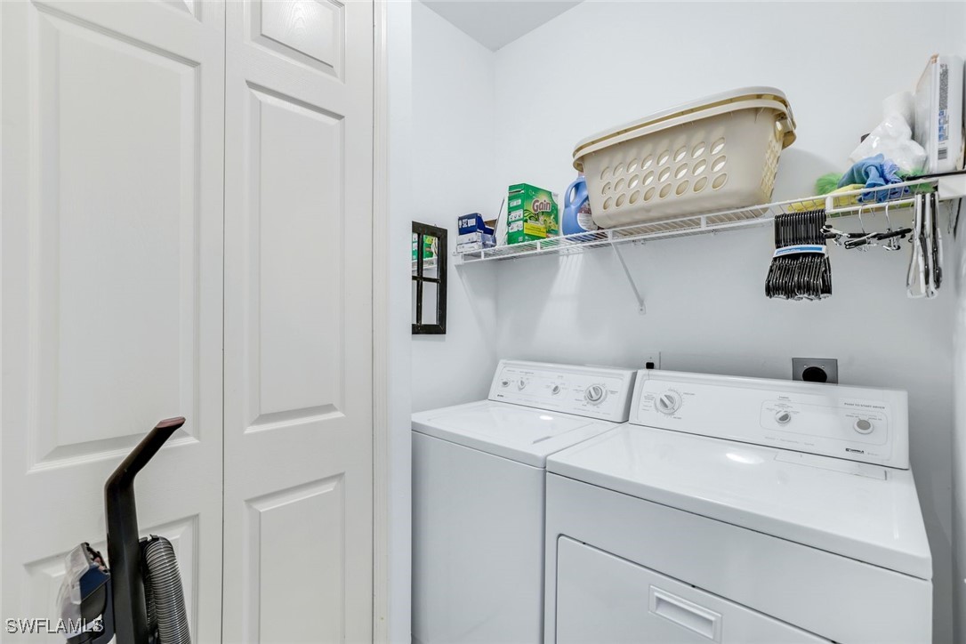 2 Bed Waterfront Home for Sale in Naples, photo 18