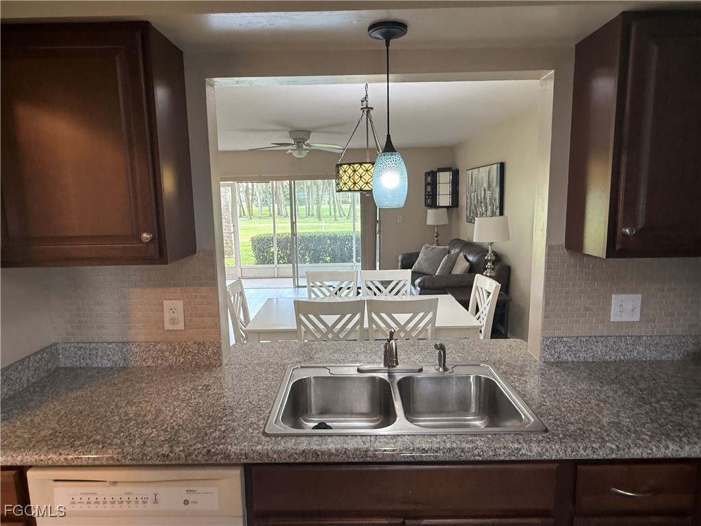 2 Bed Condominium for Sale in Greenwood Condo, FL, $114,500 — photo 18