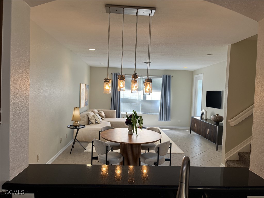 4 Bed Townhouse for Sale in Colonnade At Forum, FL, $285,000 — photo 18