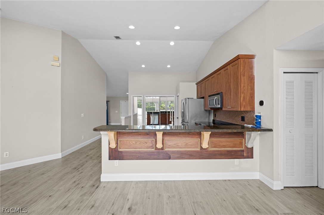 3 Bed SingleFamilyResidence for Sale in Eagle Pointe, photo 18