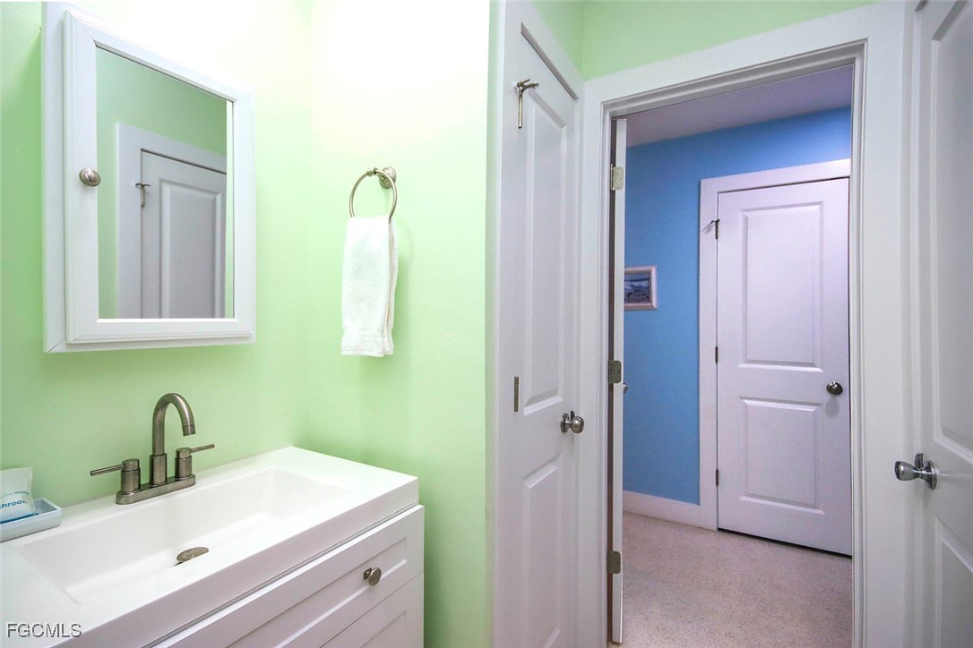 2 Bed Condominium for Sale in Sanibel, photo 18