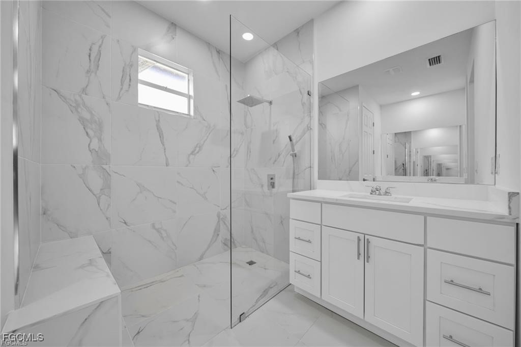 3 Bed SingleFamilyResidence for Sale in Lehigh Acres, photo 18