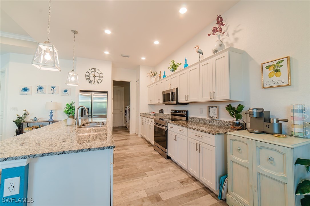 3 Bed Pool Home for Sale in Rotonda Heights, photo 18