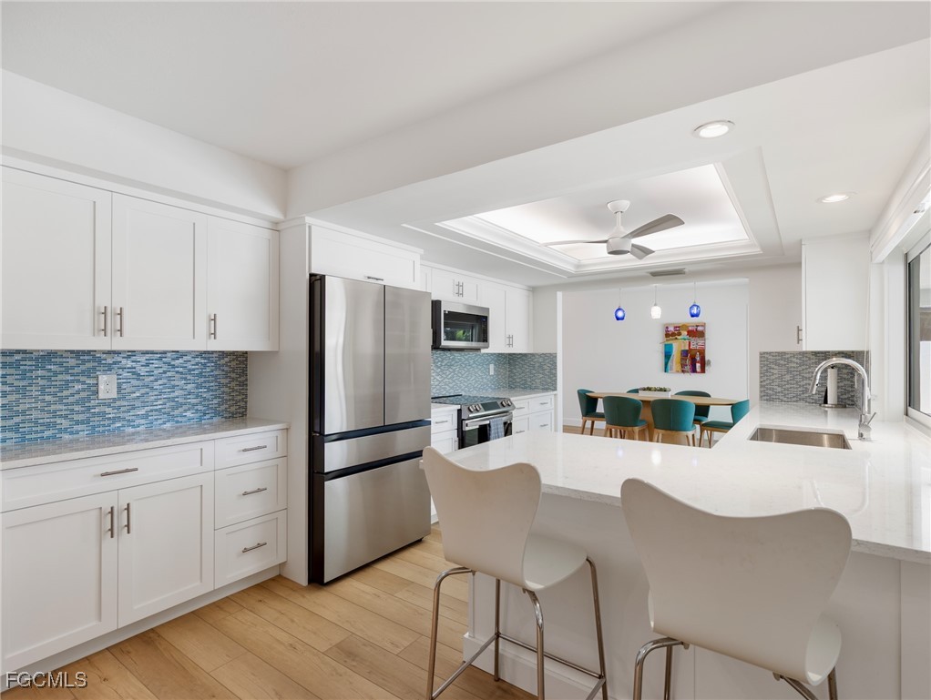 3 Bed Pool Home for Sale in Palm Acres, photo 18