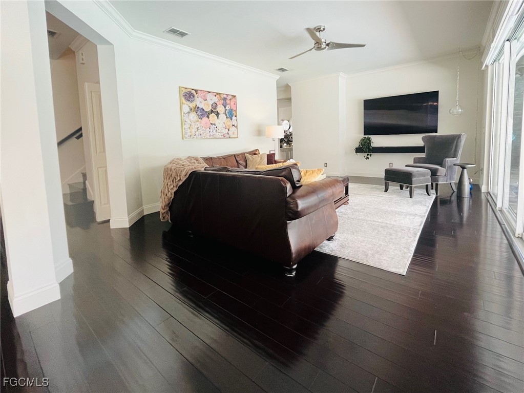 5 Bed Pool Home for Sale in Stoneybrook, photo 18