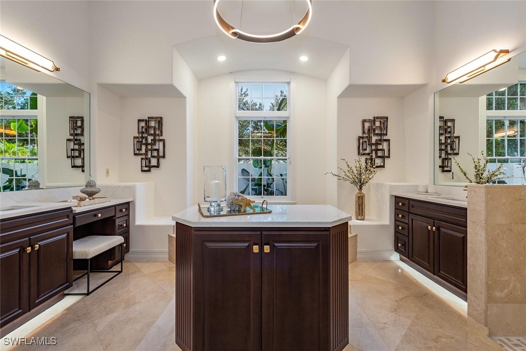 6 Bed Pool Home for Sale in Colliers Reserve, photo 18