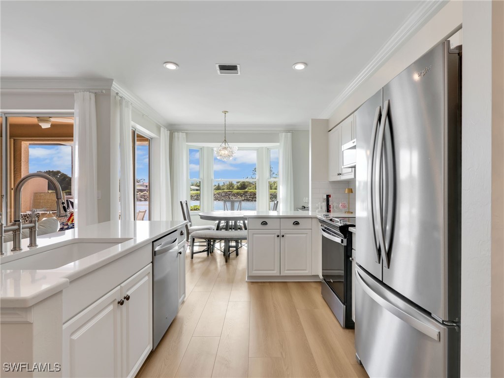 2 Bed Waterfront Home for Sale in Stoneybrook, FL — photo 18