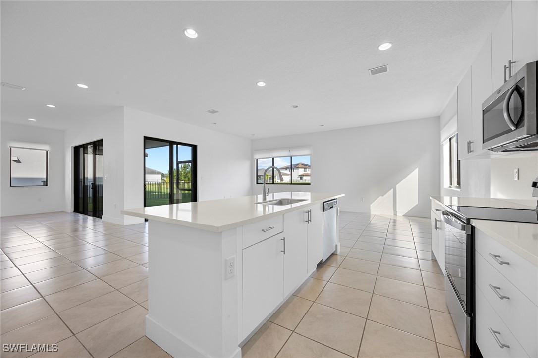 3 Bed Waterfront Home for Sale in Maple Ridge, photo 18