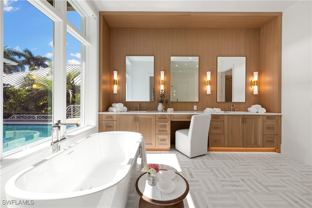 5 Bed Pool Home for Sale in Olde Naples, photo 18