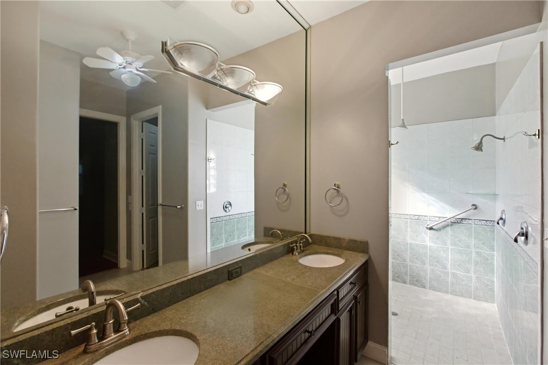 3 Bed SingleFamilyResidence for Sale in Naples, photo 18