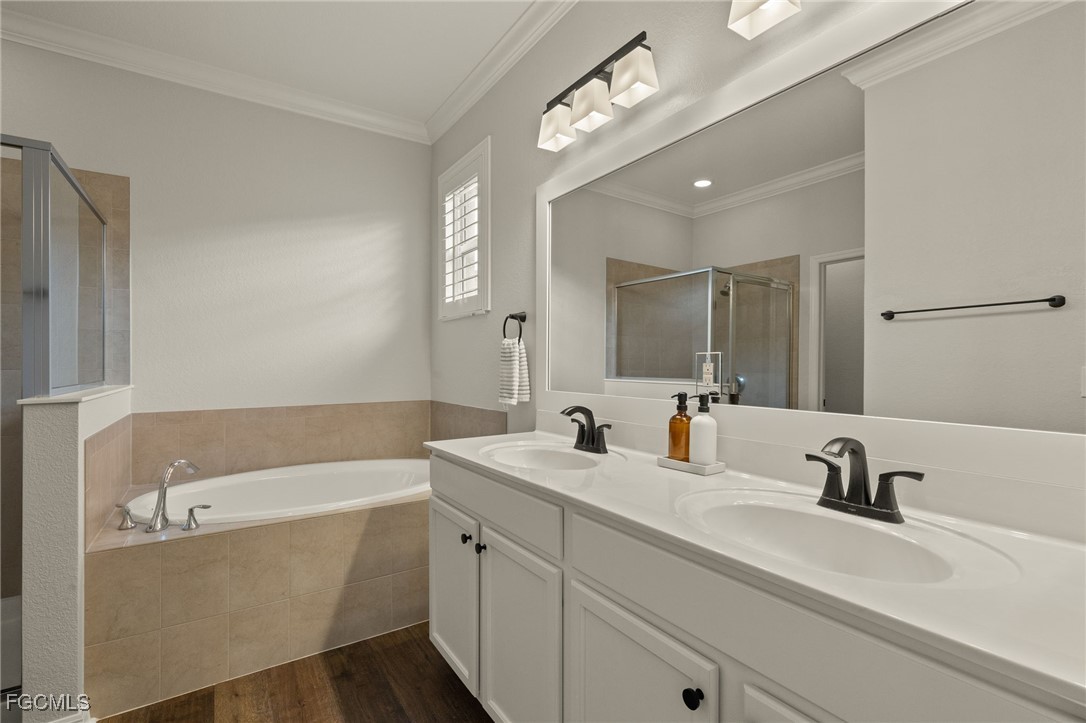 3 Bed Waterfront Home for Sale in Bella Terra, FL — photo 18