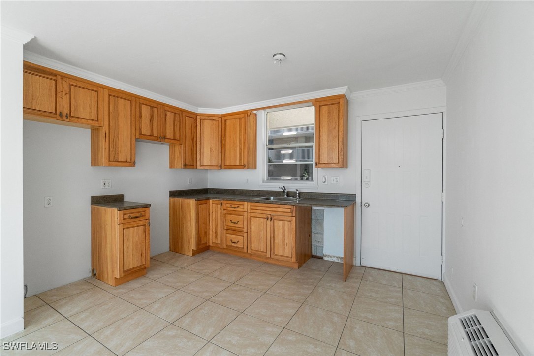 1 Bed Waterfront Home for Sale in Bonita Beach, photo 18