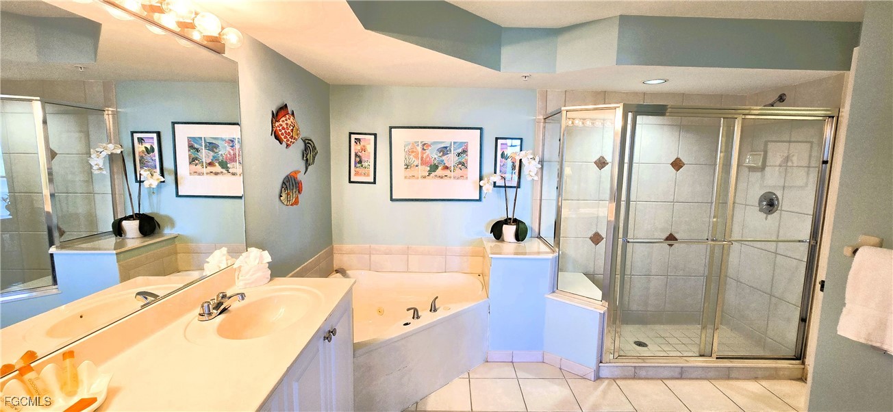 1 Bed Waterfront Home for Sale in Fort Myers Beach, FL — photo 18