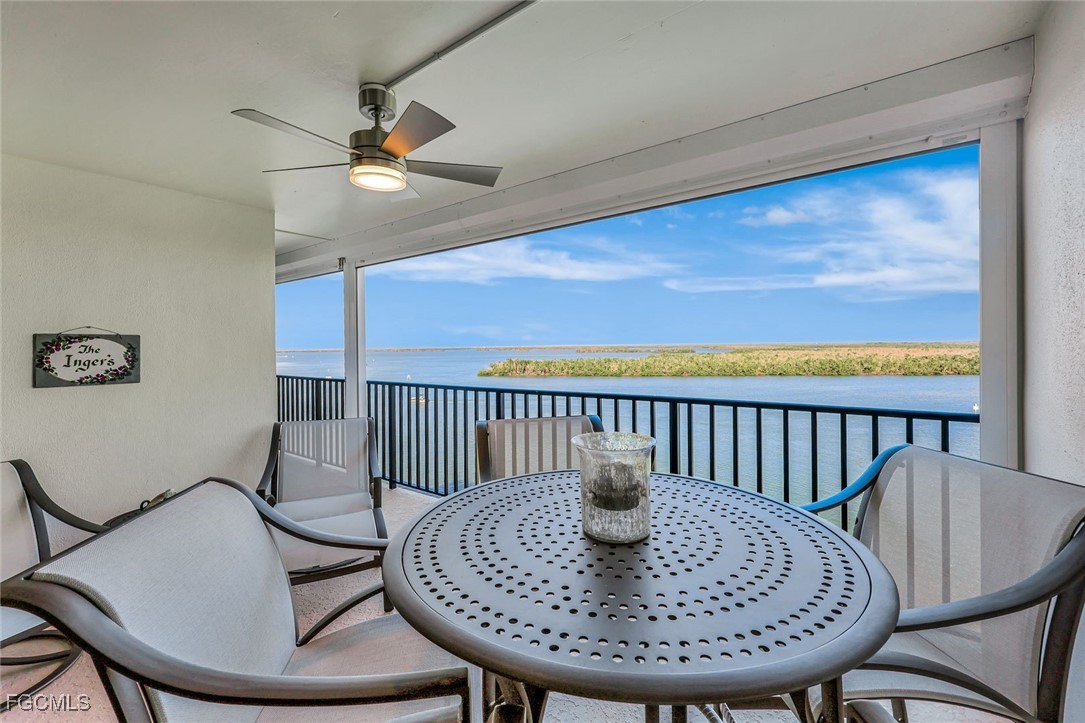 2 Bed Waterfront Home for Sale in The Palms Of Bay Beach, FL — photo 18