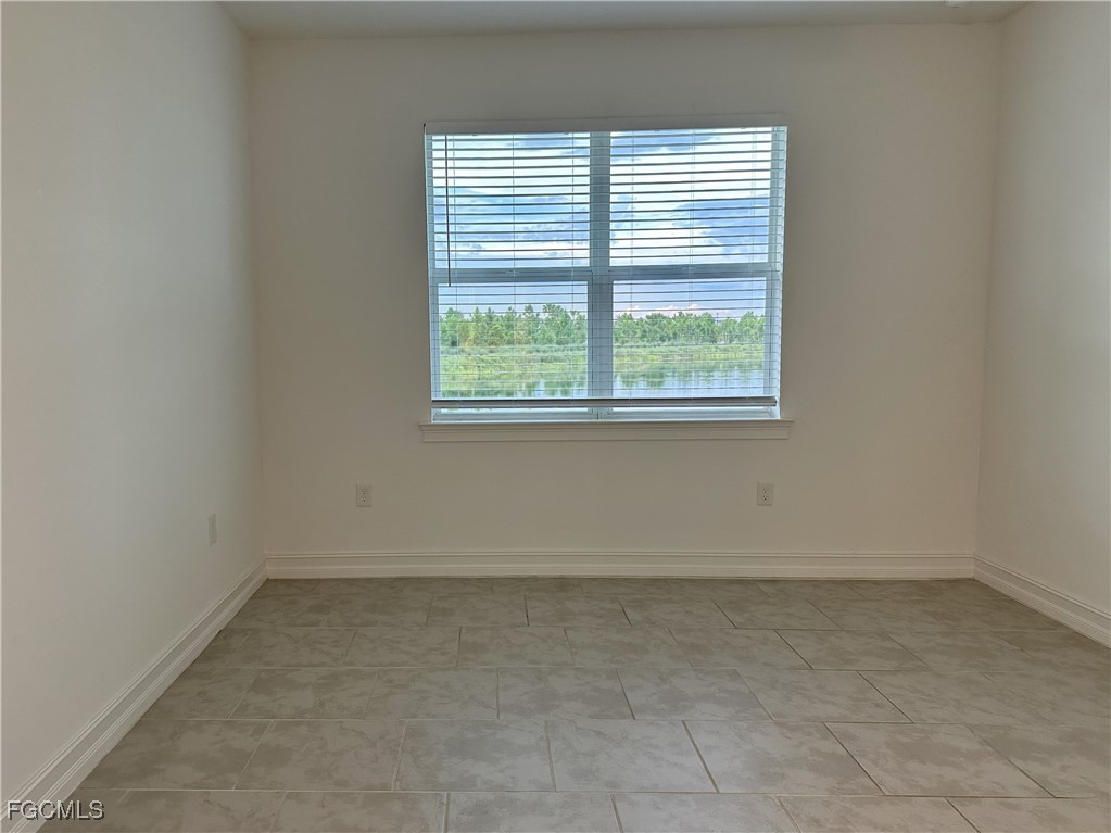 2 Bed Waterfront Home for Sale in Punta Gorda, FL — photo 18