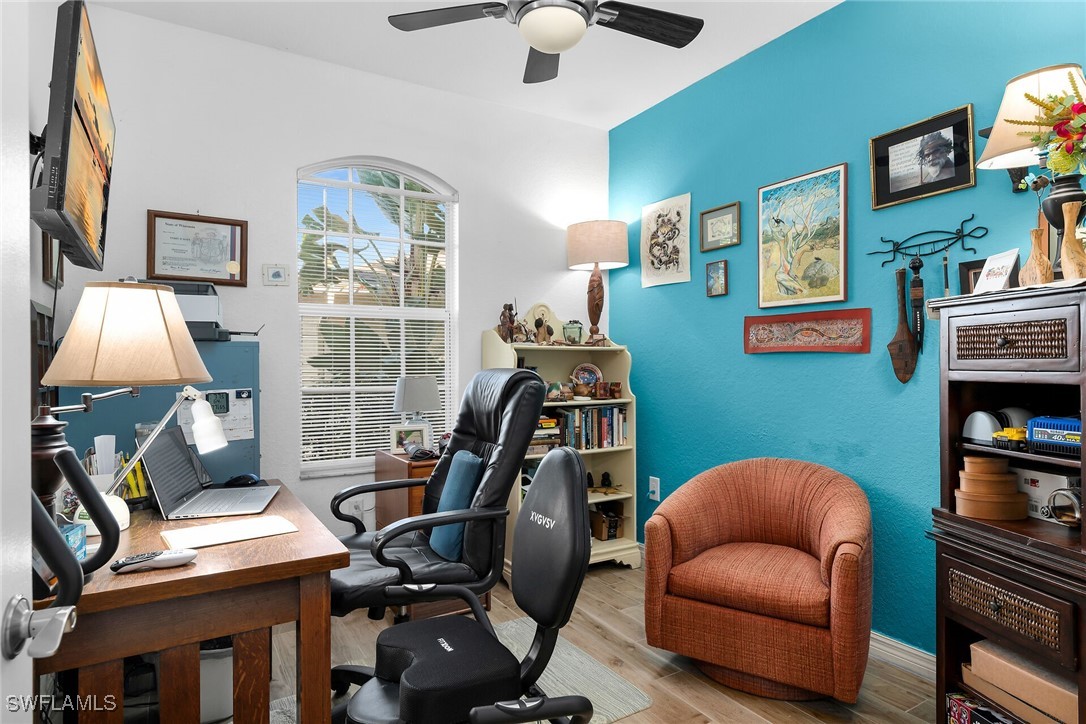 3 Bed Condominium for Sale in Sunset Cay Lakes, FL, $286,900 — photo 18