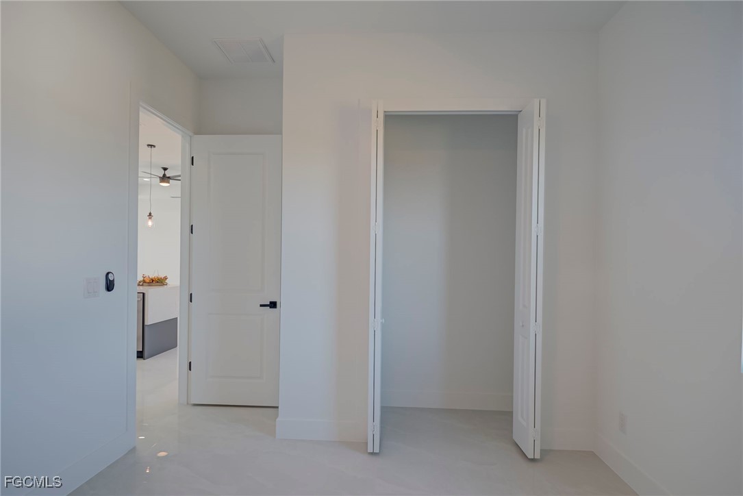 3 Bed SingleFamilyResidence for Sale in Lehigh Acres, photo 18