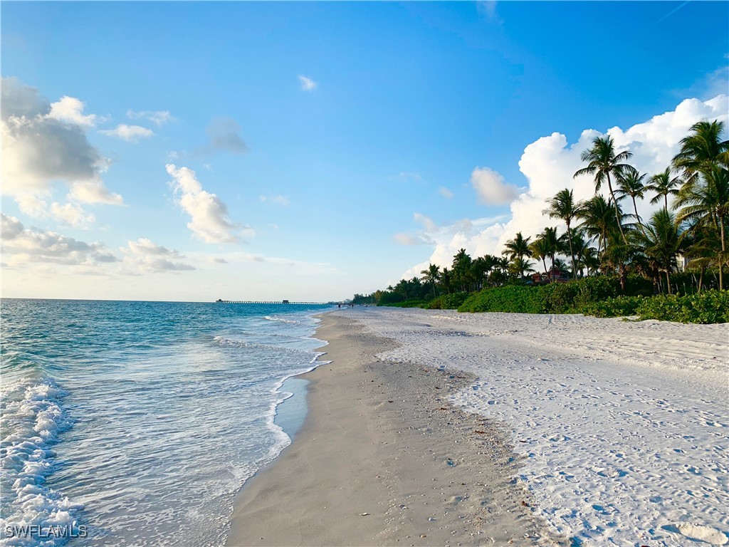 2 Bed Waterfront Home for Sale in Naples, photo 18