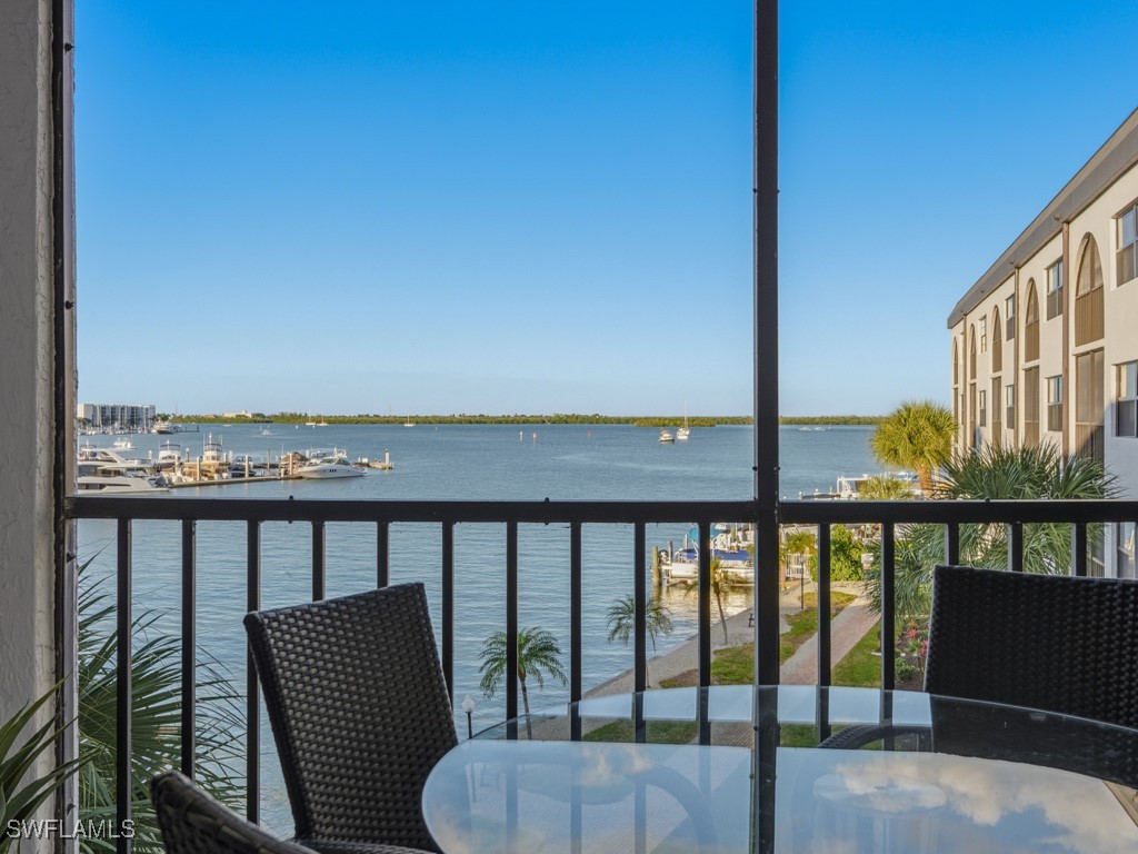 2 Bed Waterfront Home for Sale in Anglers Cove, FL, $519,000 — photo 18