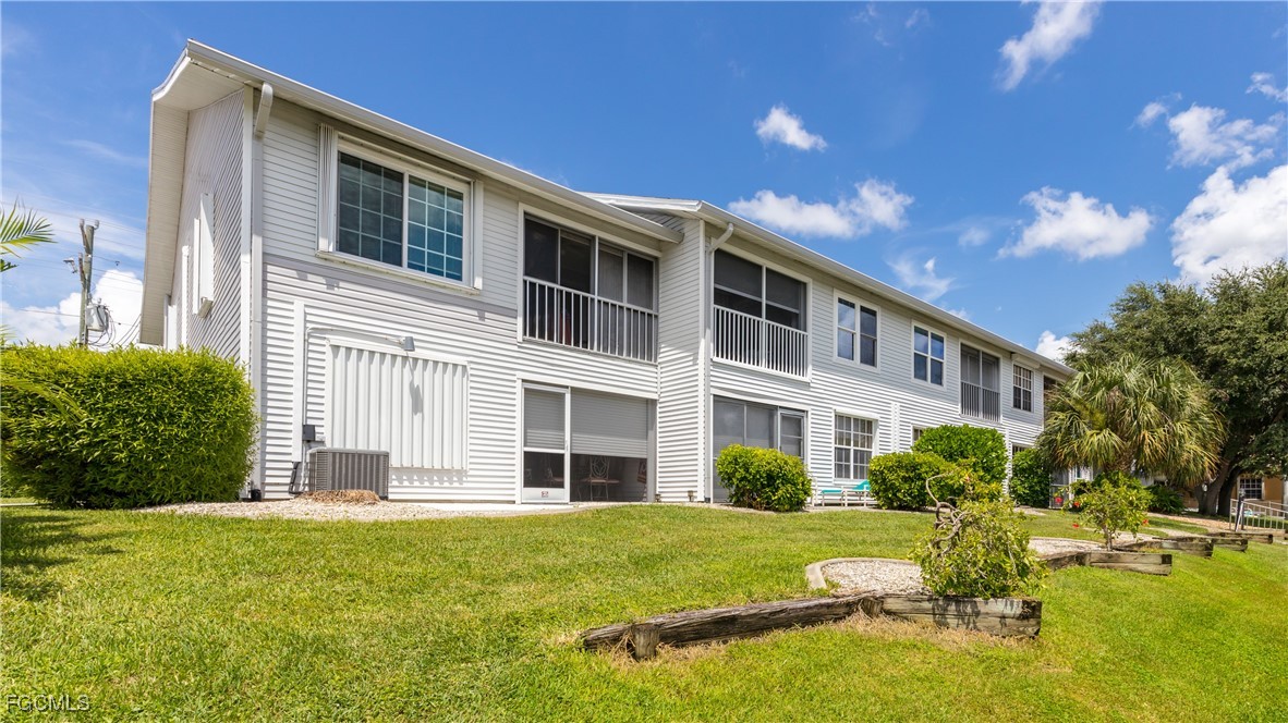 2 Bed Waterfront Home for Sale in Cape Coral, photo 18