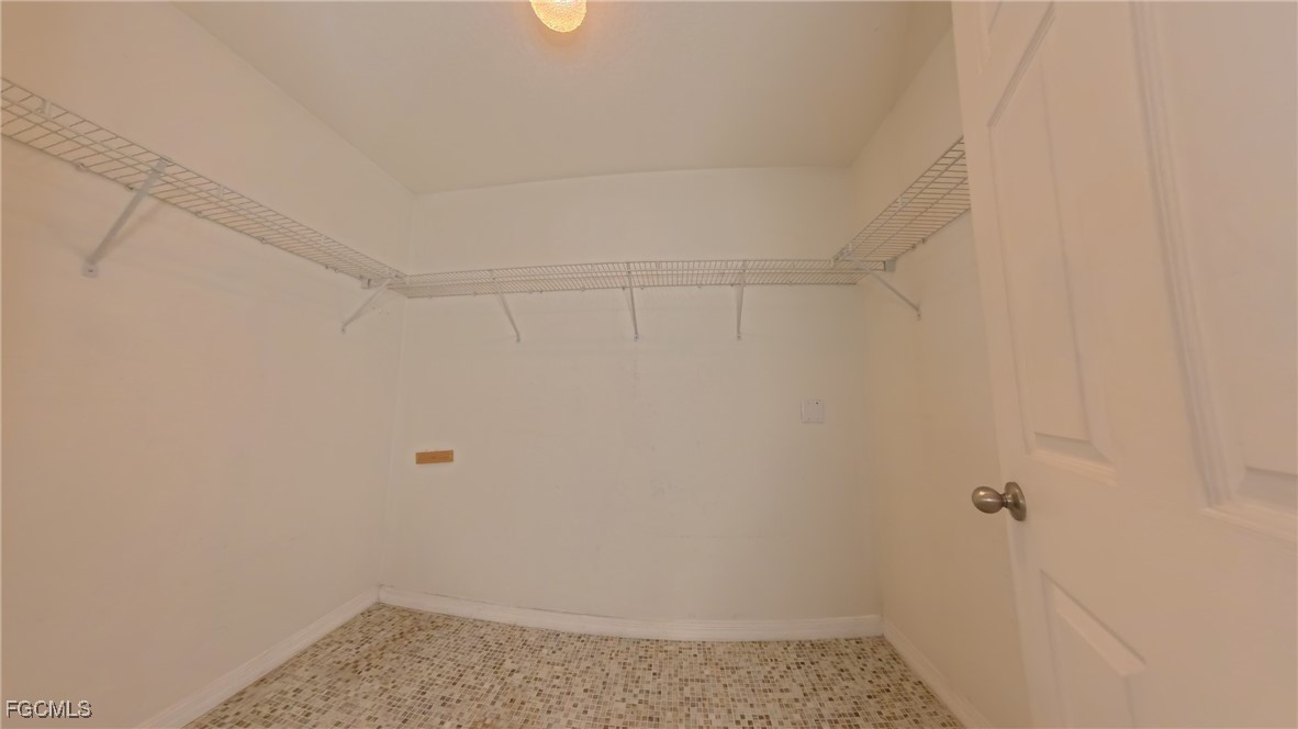 4 Bed Pool Home for Sale in Greenbriar, photo 18