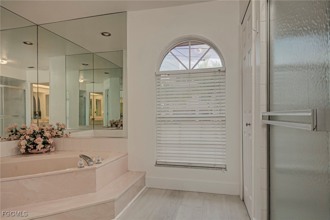 3 Bed Pool Home for Sale in Matlacha Isles, photo 18