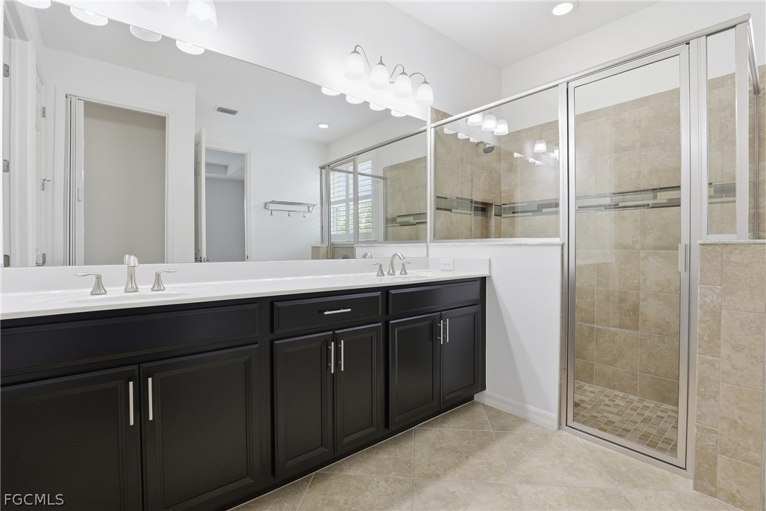 4 Bed Pool Home for Sale in Lindsford, photo 18