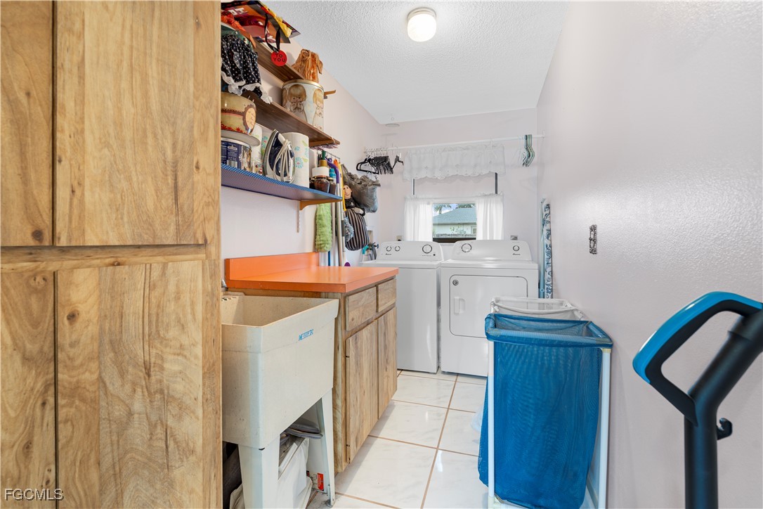 3 Bed Pool Home for Sale in North Port, photo 18