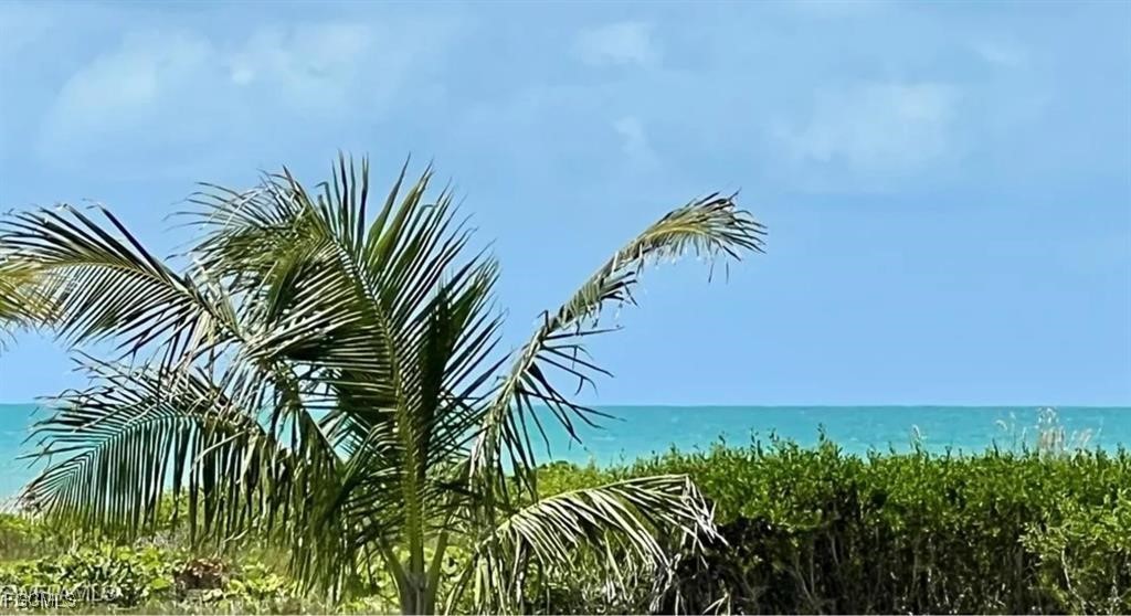 1 Bed Waterfront Home for Sale in Sanibel, photo 18