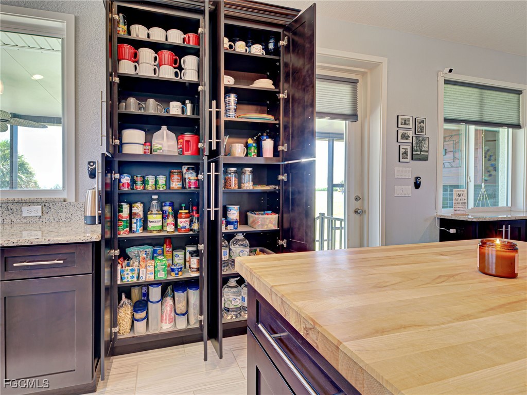 2 Bed Pool Home for Sale in Rotonda Villas, photo 18